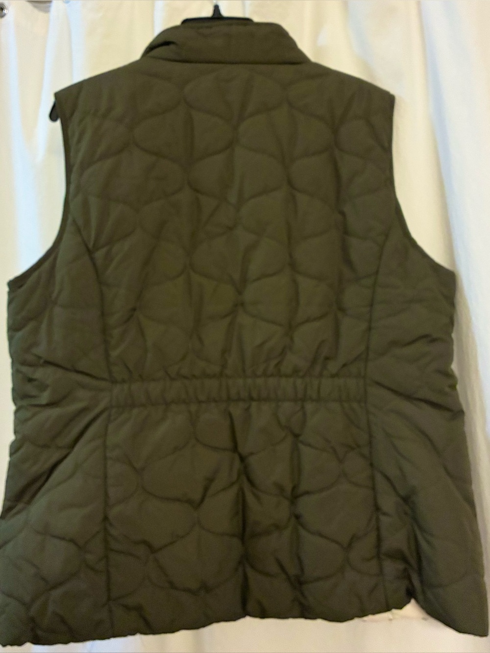 Talbots Reversible cool weather Vest. Olive Green& Ivory. Front zipper 2 pockets - Picture 3 of 15